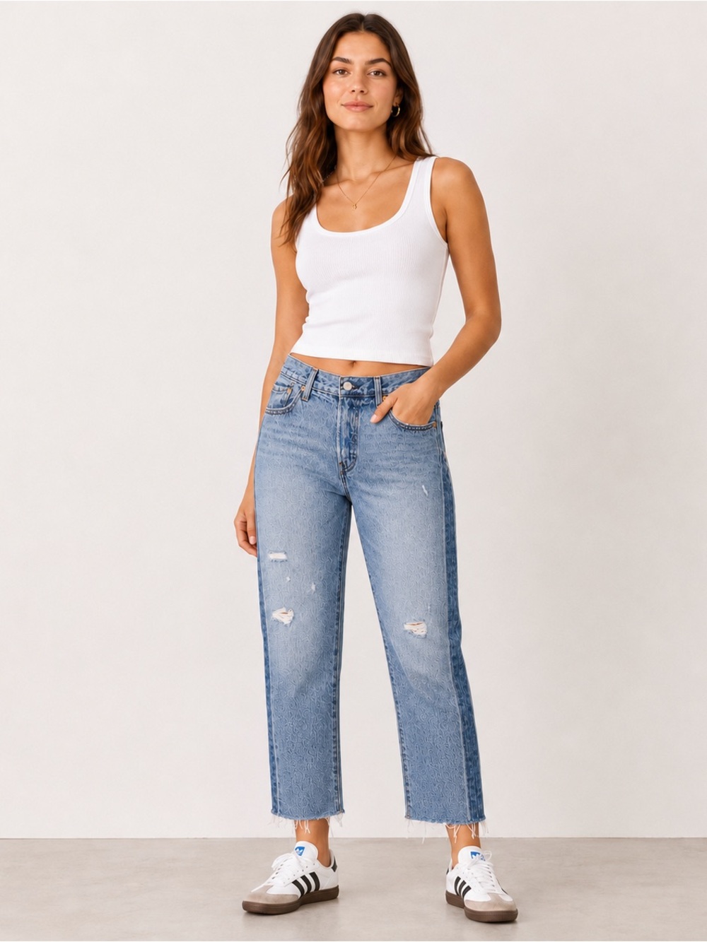 Levi’s 501 Original Crop Jeans Women 28x28 Light Wash Distressed Raw Hem